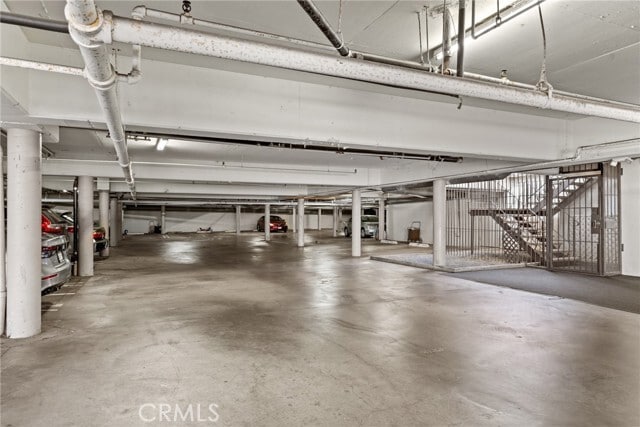 Building Photo - 5651 N Sumner Way