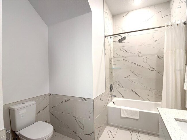 Building Photo - 332 Famagusta Dr