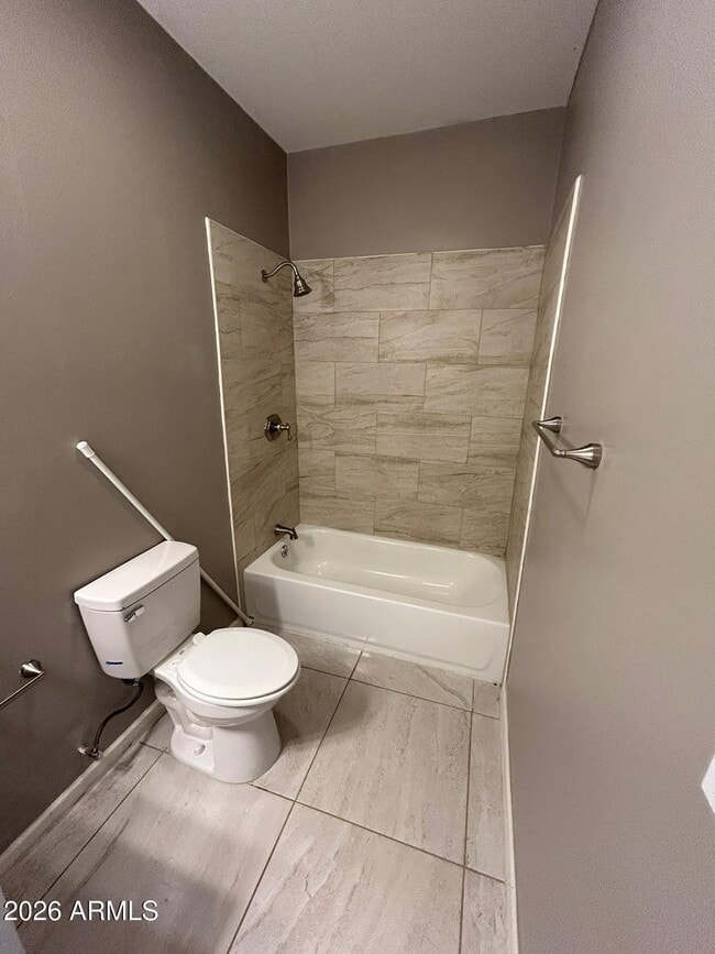 Building Photo - 2742 N Washington Ave