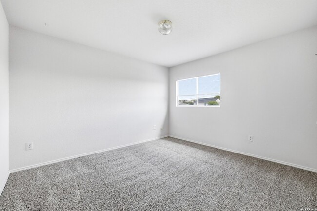 Building Photo - 206 Prato Brezza