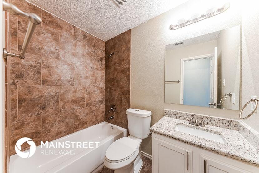 Building Photo - 816 Willow Wood Dr