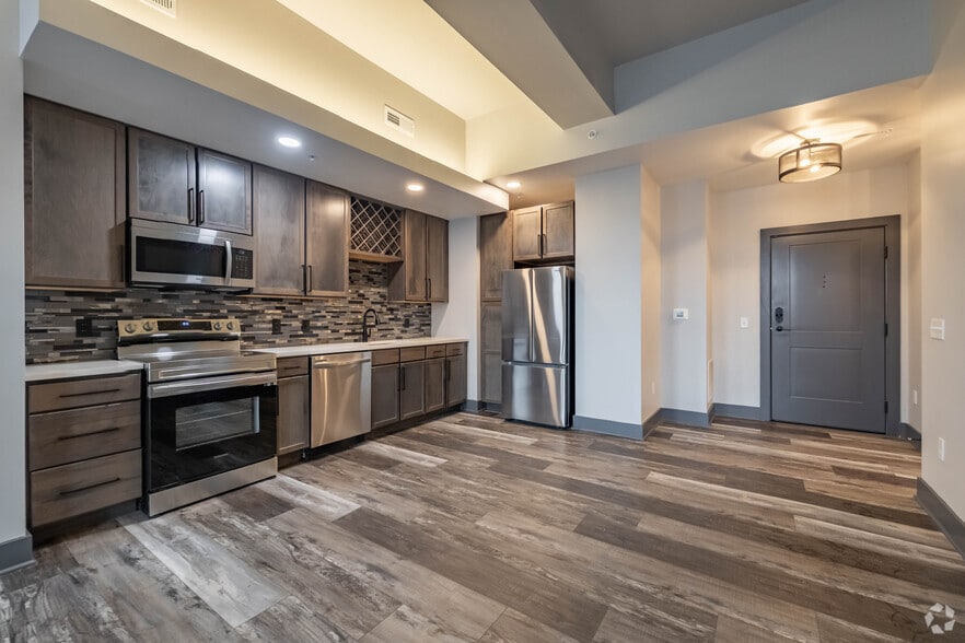 Primary Photo - The Vibe Apartments