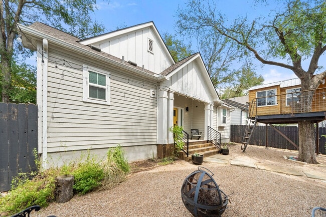 Building Photo - 1307 Fort Branch Blvd