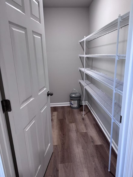 Building Photo - 303 Grand Oaks Dr