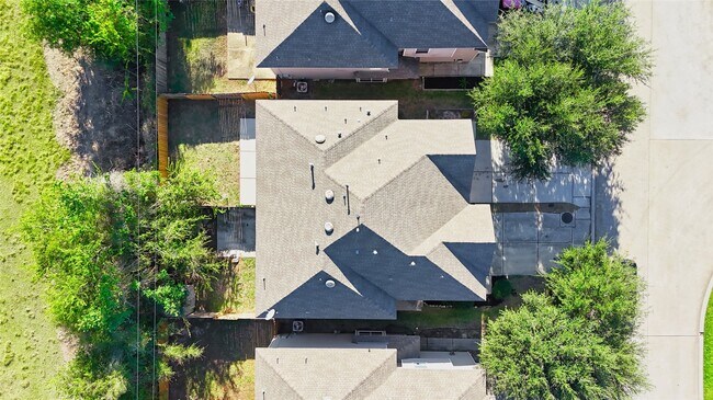 Building Photo - 2831 Hackamore Hollow Ln