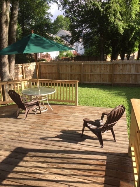 Building Photo - 3 bedroom, 2 bath home in Falcon Creek Subdivision