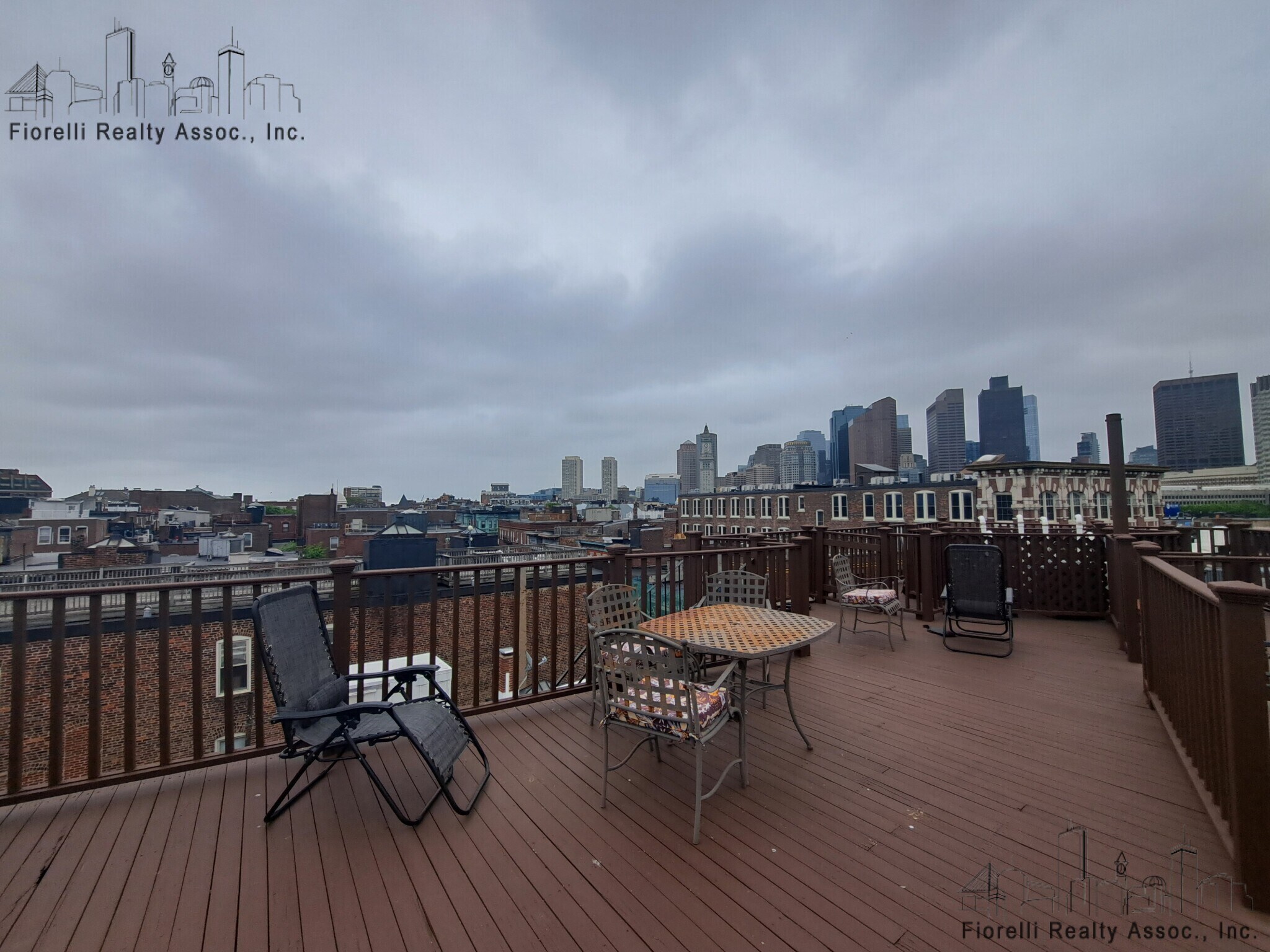 Building Photo - 101 Prince St