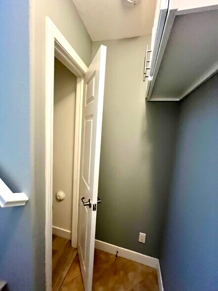 downstairs closet area - 16619 Yukon Ave