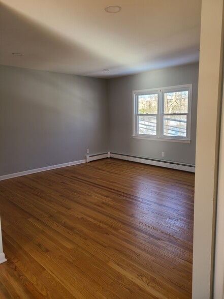 Living Room - 77 Shepherds Ln