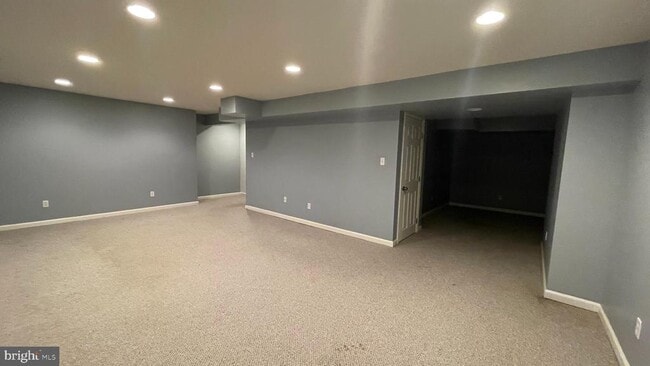Building Photo - 5905 Baltimore Dr