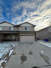 Building Photo - 20 Jaro Wy