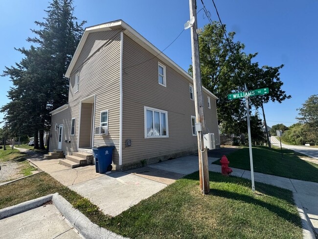 Building Photo - 80 Williams