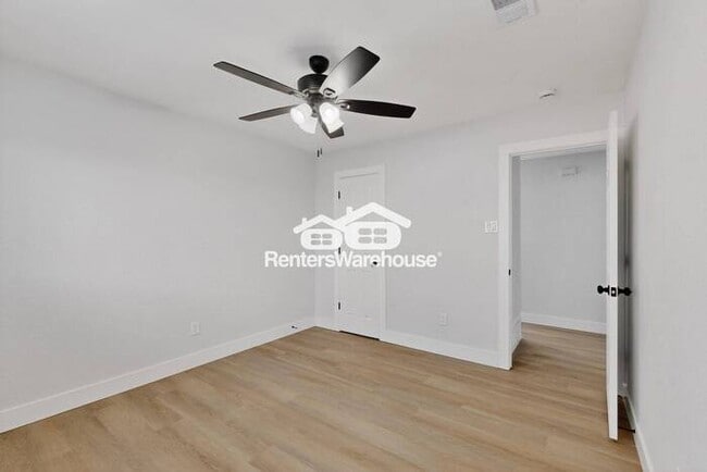 Building Photo - MOVE IN READY  Completely Refreshed Euless...