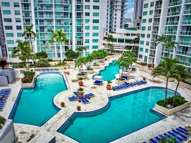 Building Photo - 244 Biscayne Blvd