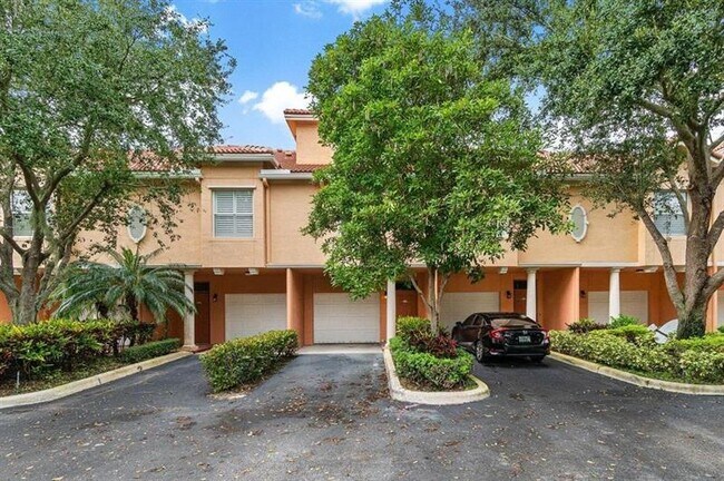 Building Photo - 2032 Alta Meadows Ln