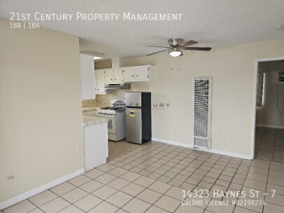 Building Photo - 14323 Haynes St