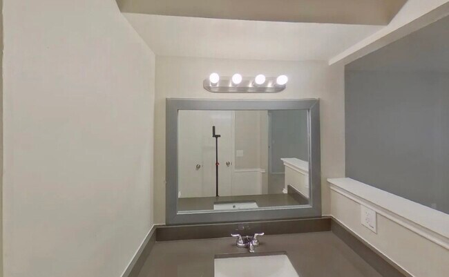 Building Photo - Your Perfect Next Chapter Starts in This 4-Bedroom Home