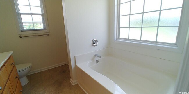 Building Photo - 1289 Gailard Dr