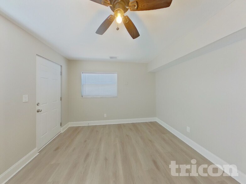 Building Photo - 7394 Norwich Ln