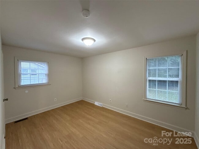 Building Photo - 4409 Brooktree Dr