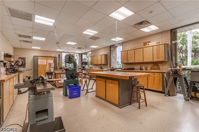 Building Photo - 6220 Augusta Dr