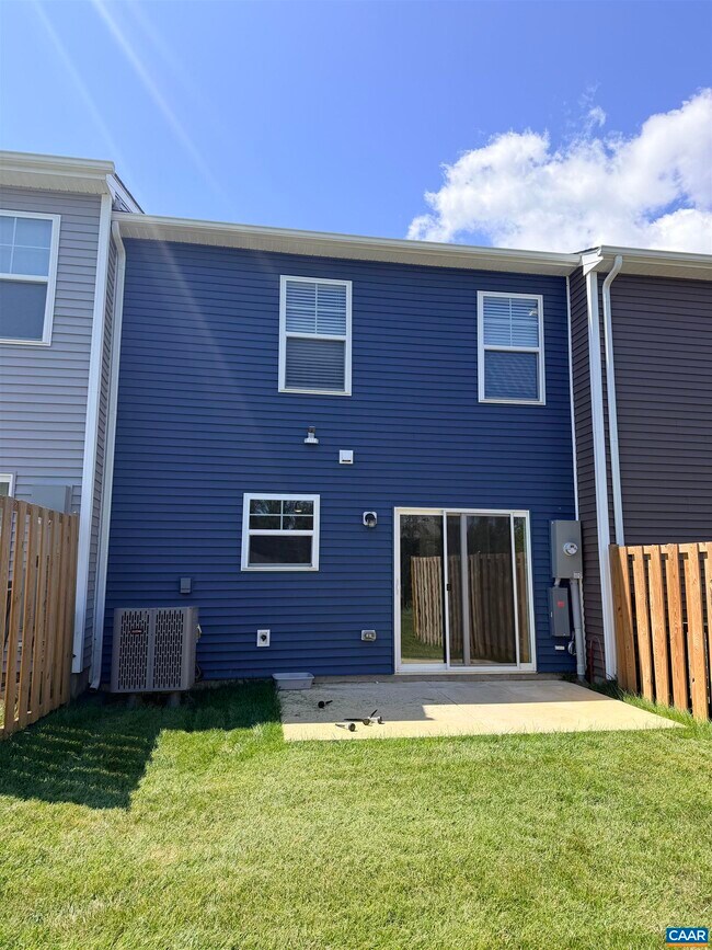 Building Photo - 18 Sophie Kathryn Dr