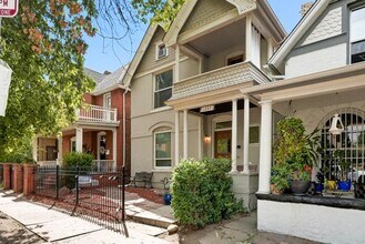 Building Photo - Charming 1-Bedroom Apartment in Desirable Cheeseman Park Neighborhood