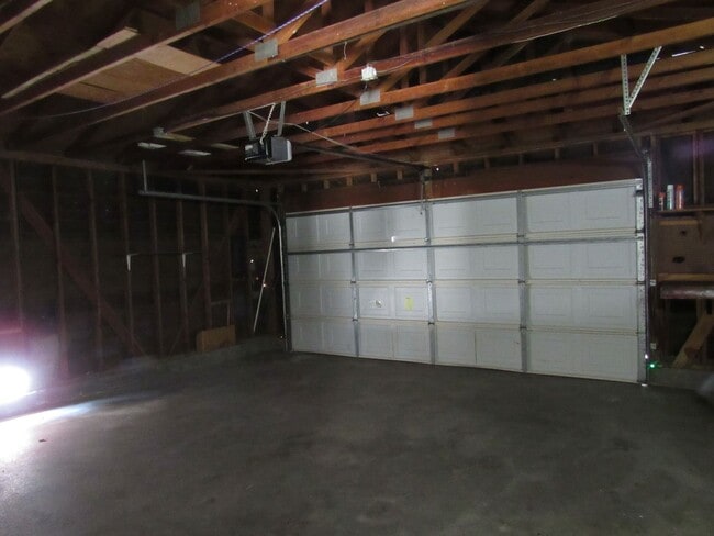 Building Photo - Cozy West Lancaster Home