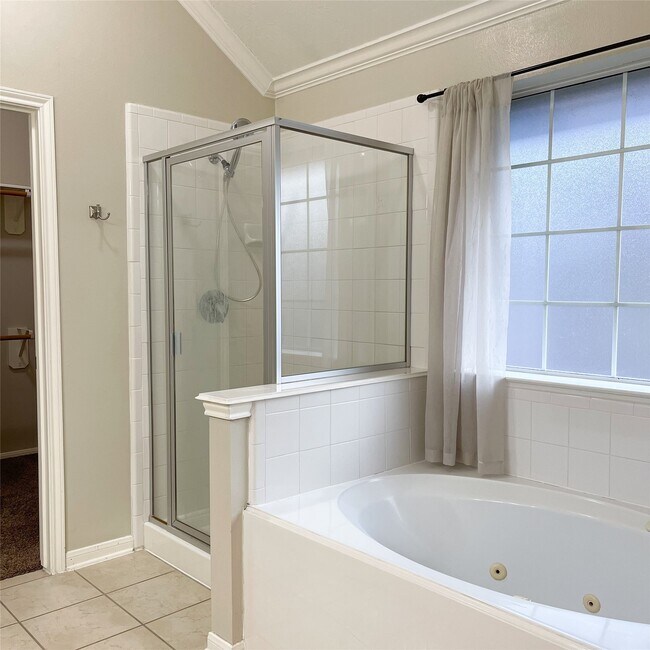 Building Photo - 2606 Sun Flare Ln