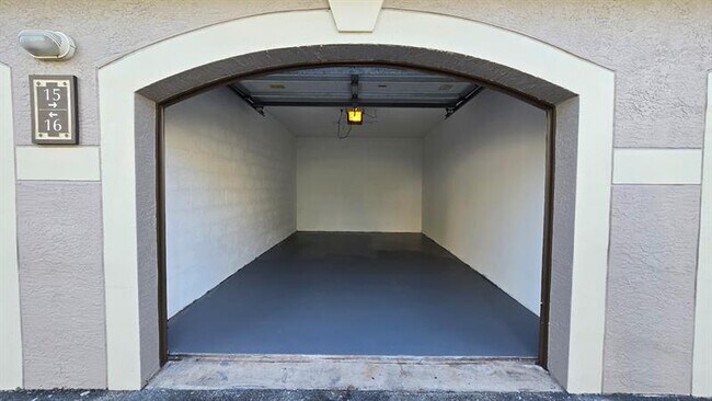 Building Photo - 5021 Wiles Rd