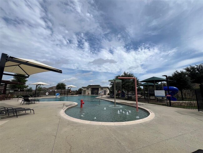 Building Photo - 7300 Branrust Dr