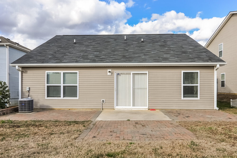 Building Photo - 535 Kerriann Ln