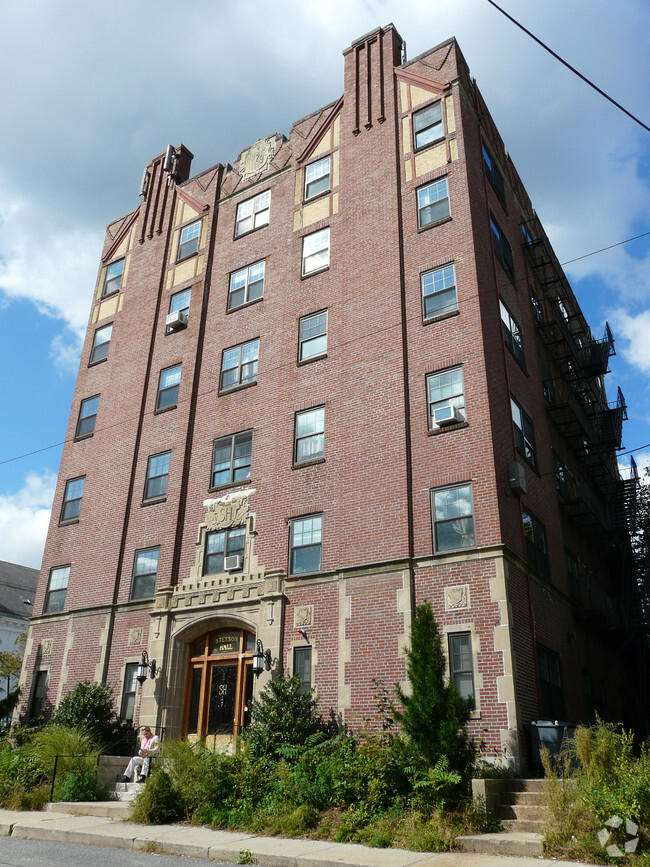 Building Photo - Elmwood Apartments