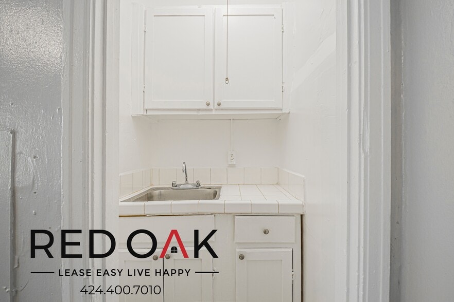 Building Photo - 2966 James M Wood Blvd