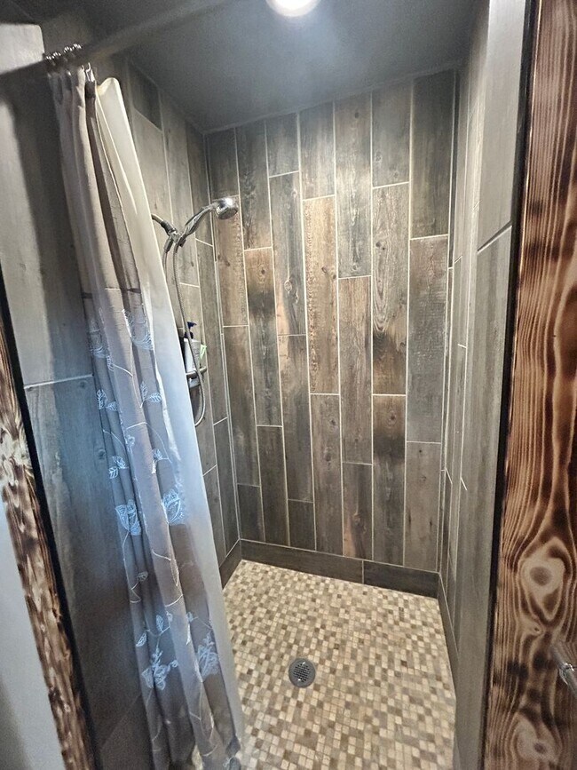 Building Photo - 505 Camas Creek Loop