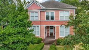 Building Photo - 1112 Dauphin St