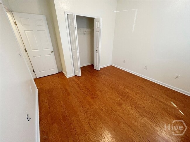Building Photo - 50 Blue Oak Dr