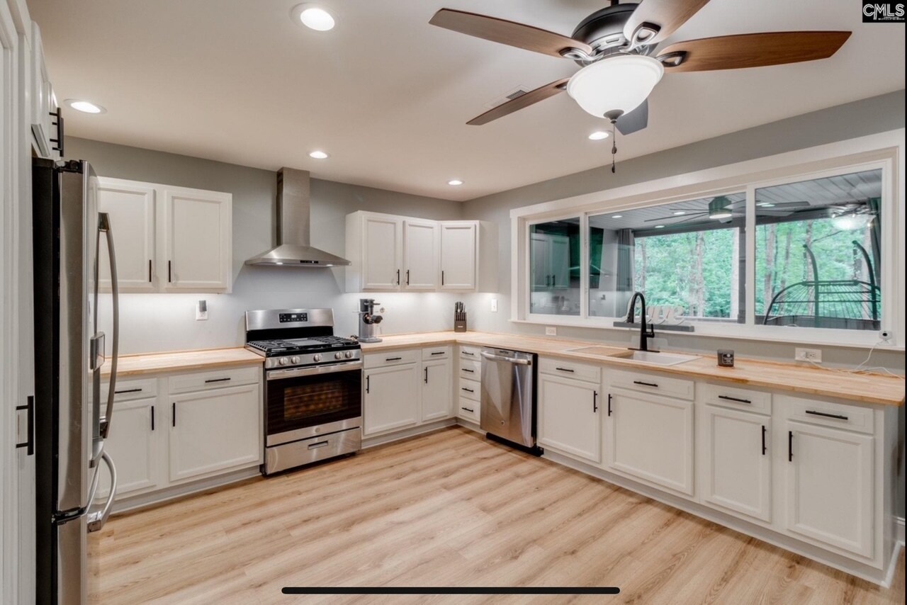 Kitchen - 3308 Keenan Dr