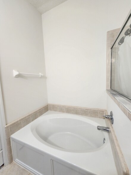 Building Photo - 6126 Morse Glen Ct