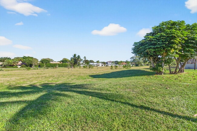 Building Photo - 5900 Camino Del Sol