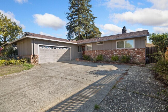 Building Photo - 940 Baird Rd