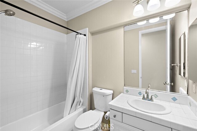 Building Photo - 6981 Shoreline Dr