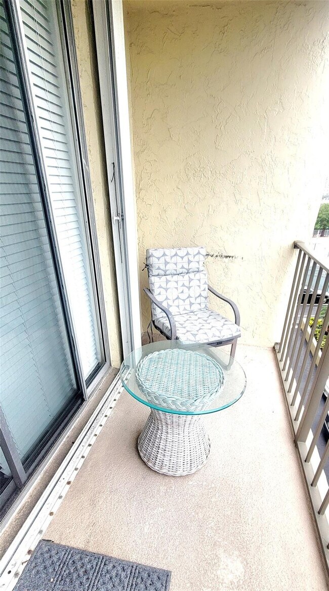 Building Photo - 1009 N Ocean Blvd