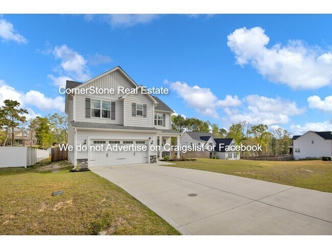 Building Photo - 124 Nairn St