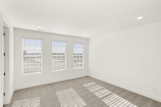 Building Photo - 320 Lynwood Station Blvd