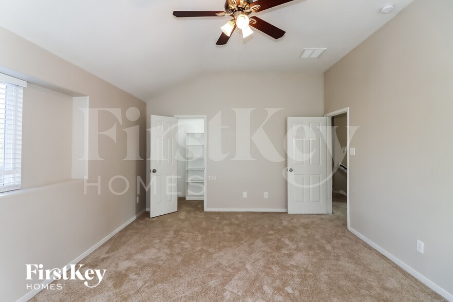 Building Photo - 5039 Lamppost Hill Ct