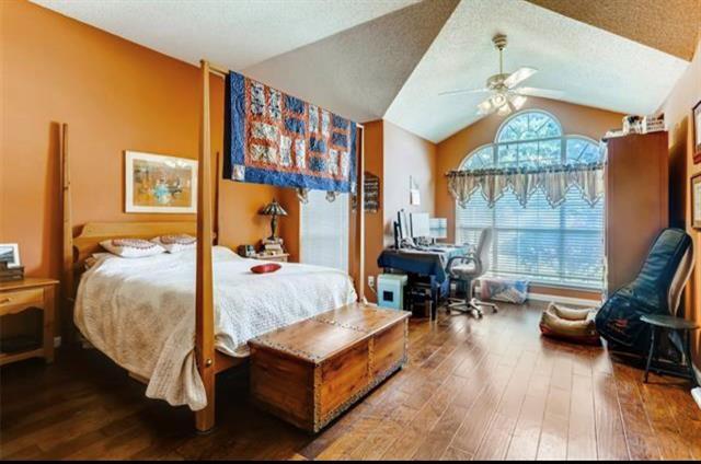 Building Photo - 1924 Sunset Path