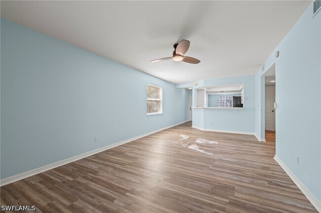 Building Photo - 26658 Little John Ct