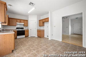Building Photo - 7037 Tourant Rd