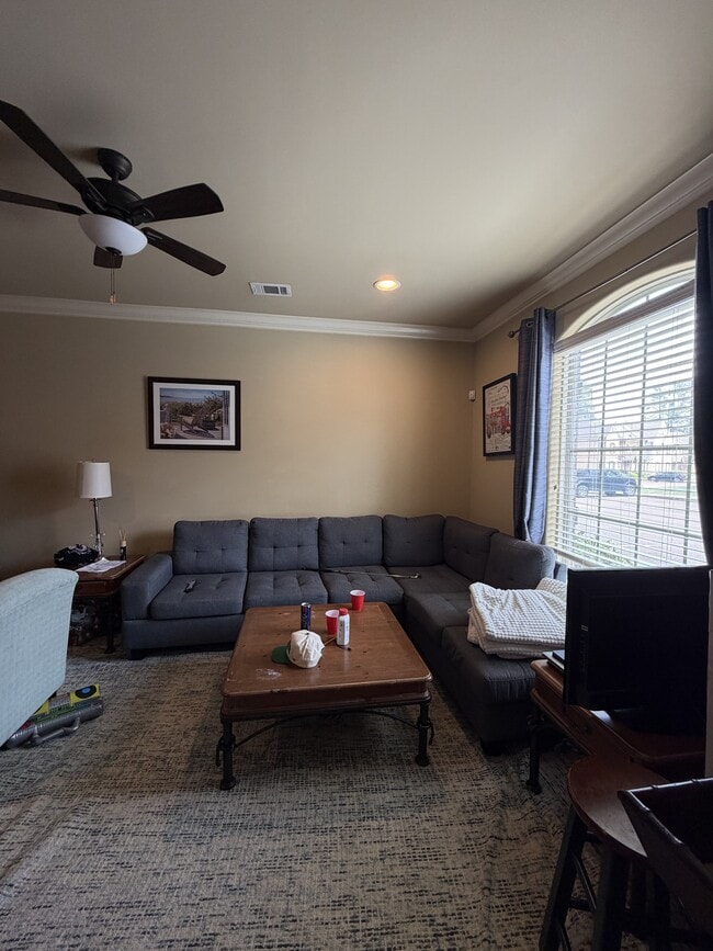 Building Photo - 2495 Old Taylor Rd